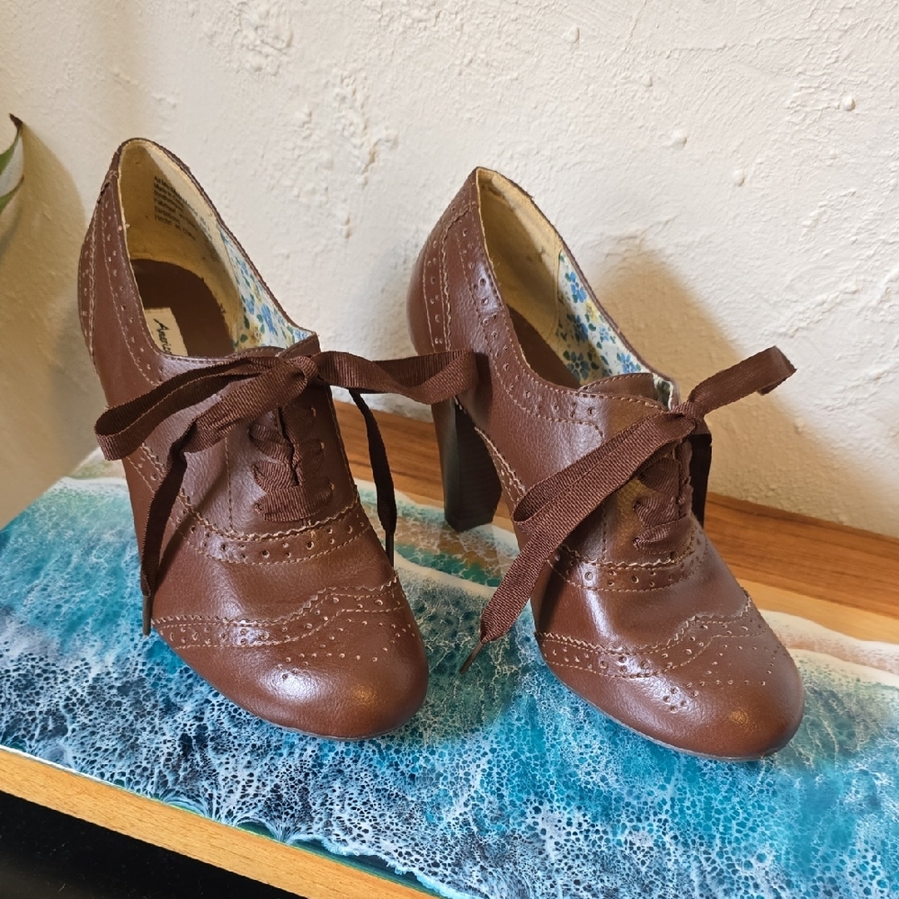 American Eagle Outfitters Brown Lace-Up Heels